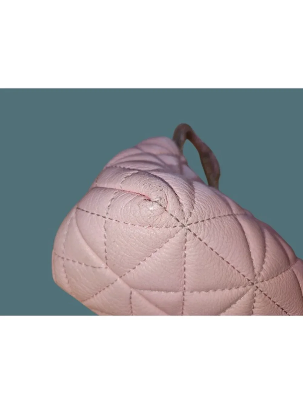 Kate Spade Leather Pink Quilted Classic Feminine Quiet Luxury Shoulder Chain Bag
